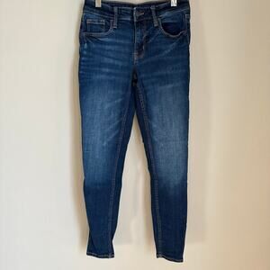 Old Navy Mid Rise Rockstar Super Skinny Dark Wash Denim Jeans Fall Winter Staple